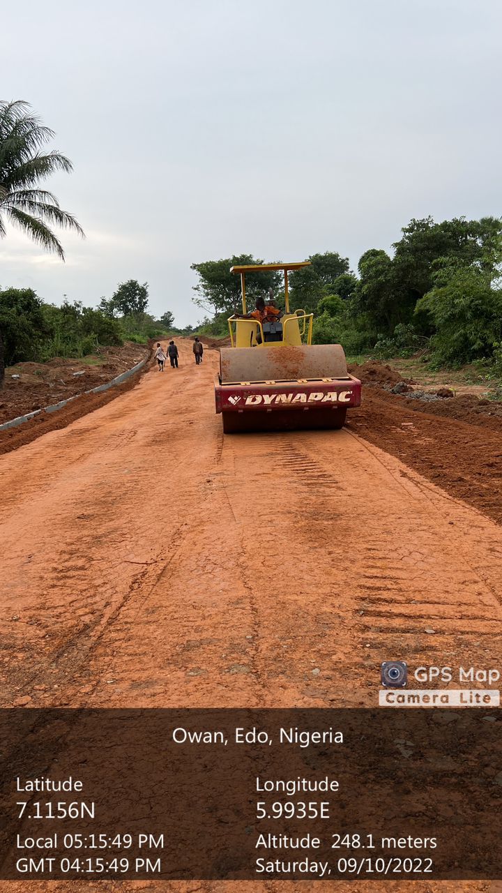 Arokho–Owan Road, Edo State — compaction with vibratory roller (2022)